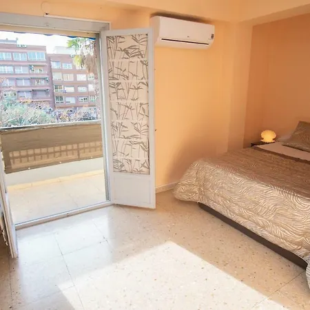 Comodo A 10 Min Del Centro Alicante