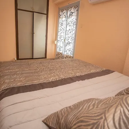 Comodo A 10 Min Del Centro Lägenhet *