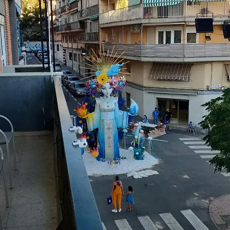 Comodo A 10 Min Del Centro 아파트